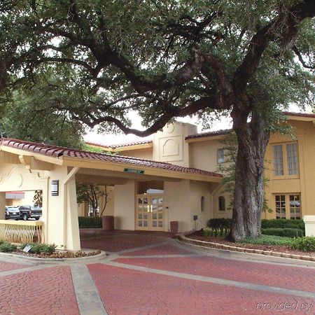 La Quinta Inn Waco University Exterior photo